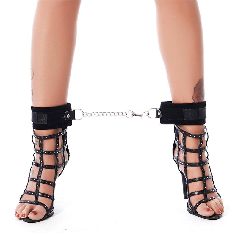 Rimba Bondage Play Set de Bondage 6 Piezas Color Negro - Imagen 5